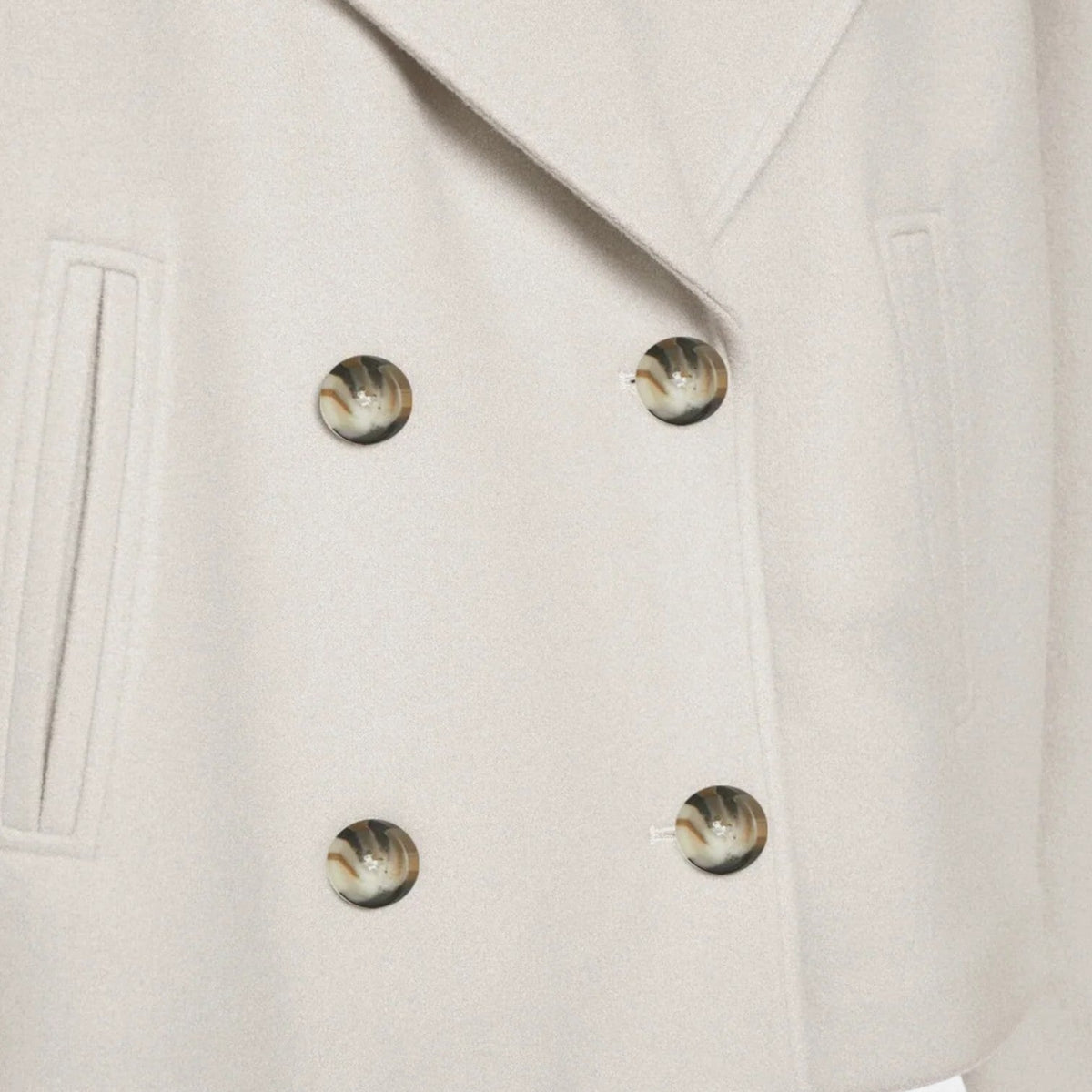 Veste femme minimaliste cintrée coupe tailleur moderne